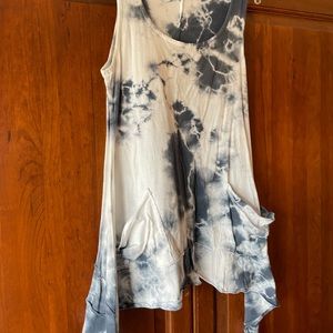 Urban X tie dye Navy & White!  Very clean only wore a few times! Size Small